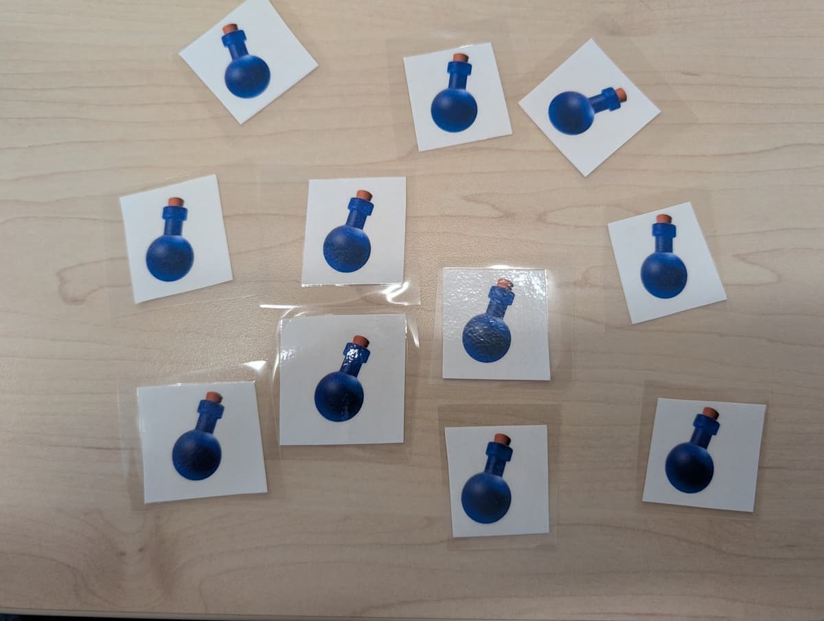 물리적 보상으로 사용되는 라미네이팅된 포션 카드